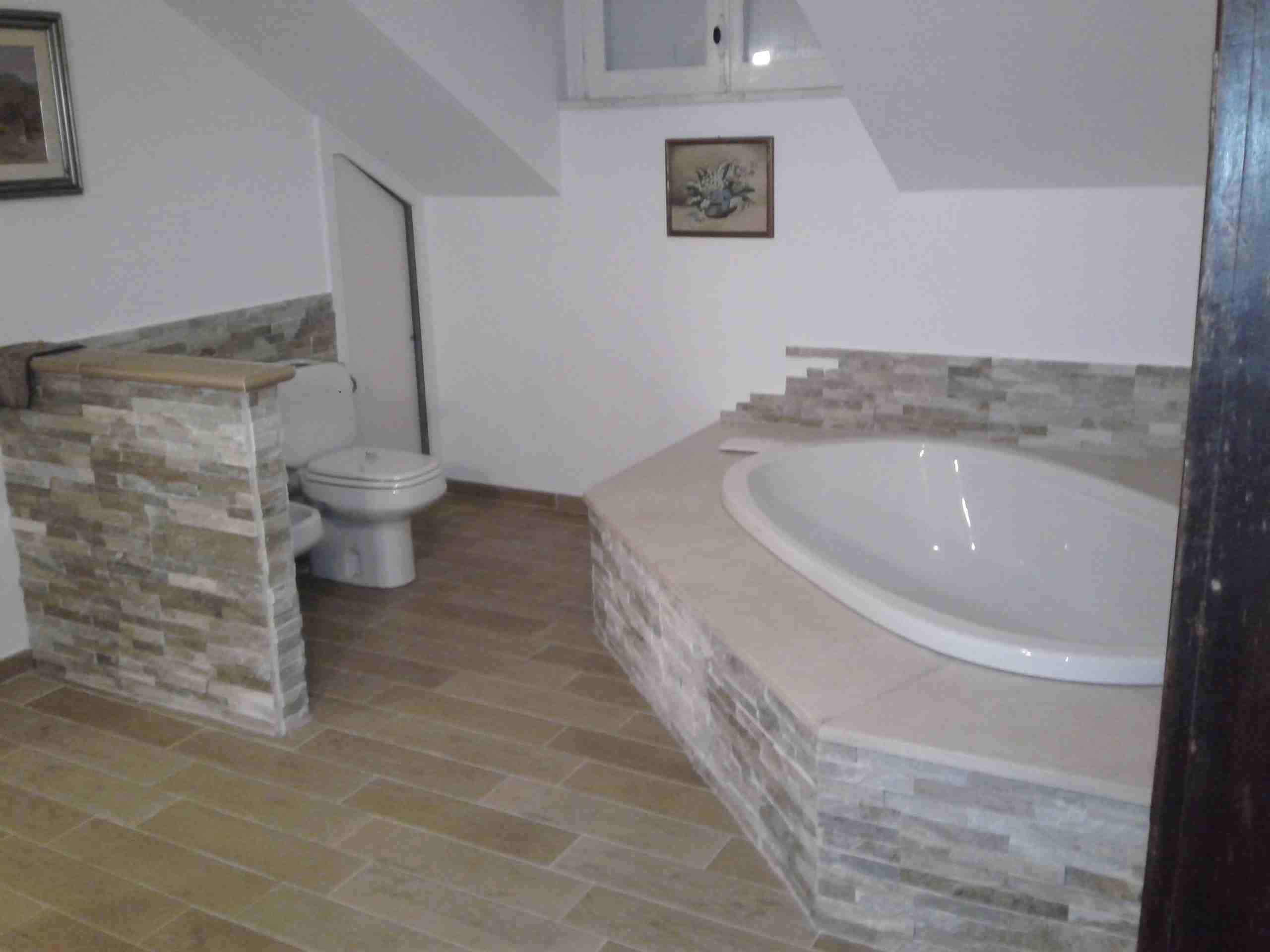 Ristrutturazione interna di una villa latina (fr) lucidi e ... Ristrutturare la camera da letto